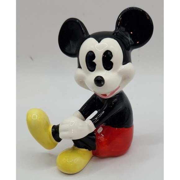 Vintage Mickey Mouse Walt Disney Porcelain figurine 3.5" Sitting Legs Crossed - Picture 1 of 4